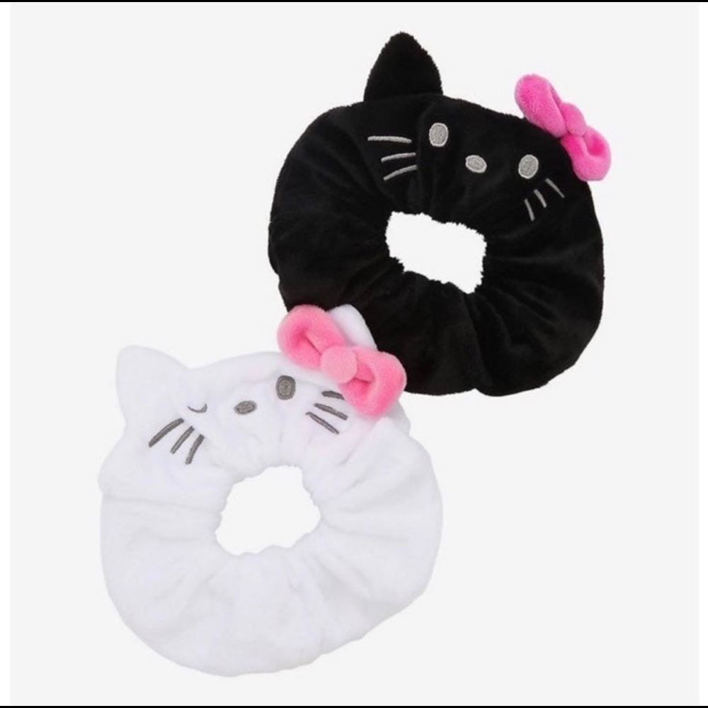 Sanrio Hello Kitty Angel & Devil White & Black Scrunchie Scrunchy Set